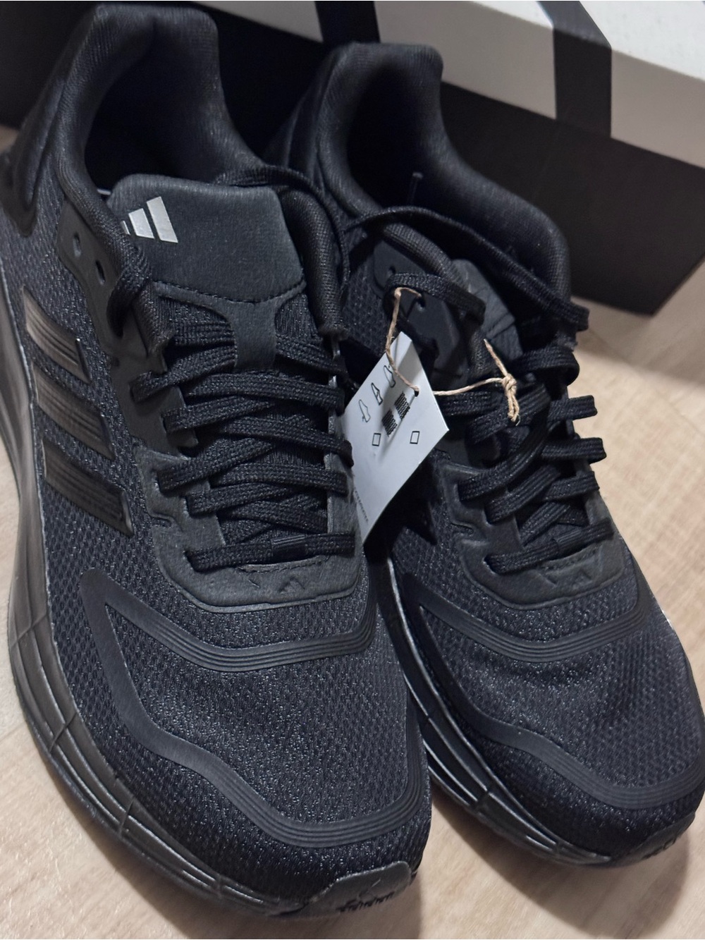 Adidas Durango 10 Men's Black Athletic Running Sneakers